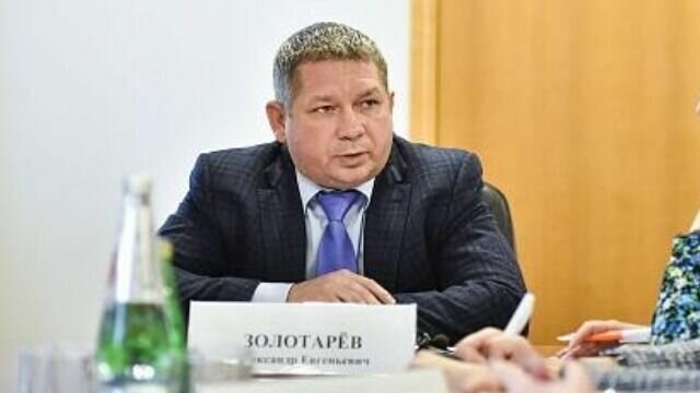     Апелляционный суд оставил в силе оправдательный приговор бывшему замминистра строительства Ставропольского края, обвиняемому в превышении должностных полномочий, сообщает корреспондент NewsTracker из зала суда.