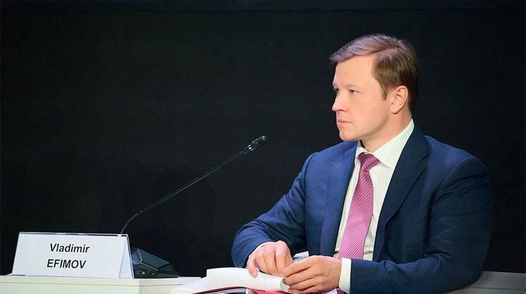     Заместитель мэра столицы по вопросам экономической политики и имущественно-земельных отношений Владимир Ефимов
