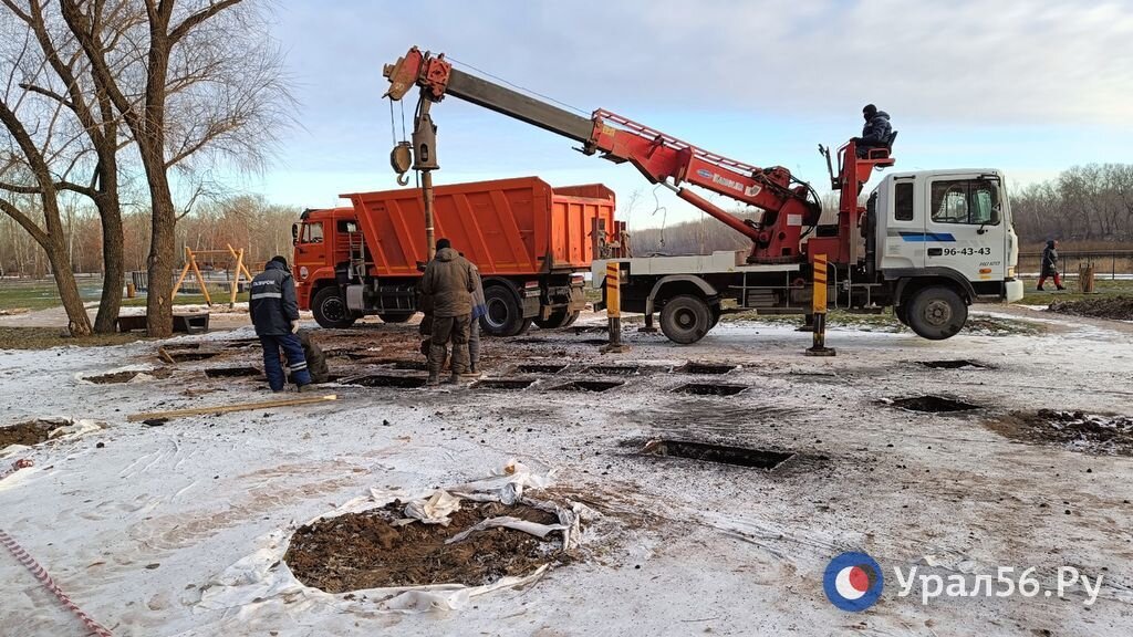    В Оренбурге не успели до зимы завершить работы по реконструкции восточной части набережной реки Урал