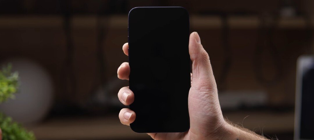 Безопасно ли покупать iPhone без коробки | Pedant.ru | Дзен