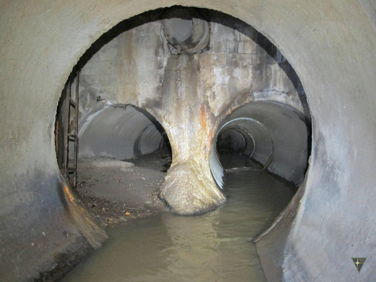 Подземный ручей в Лианозово. Почему в нём так много затворов?