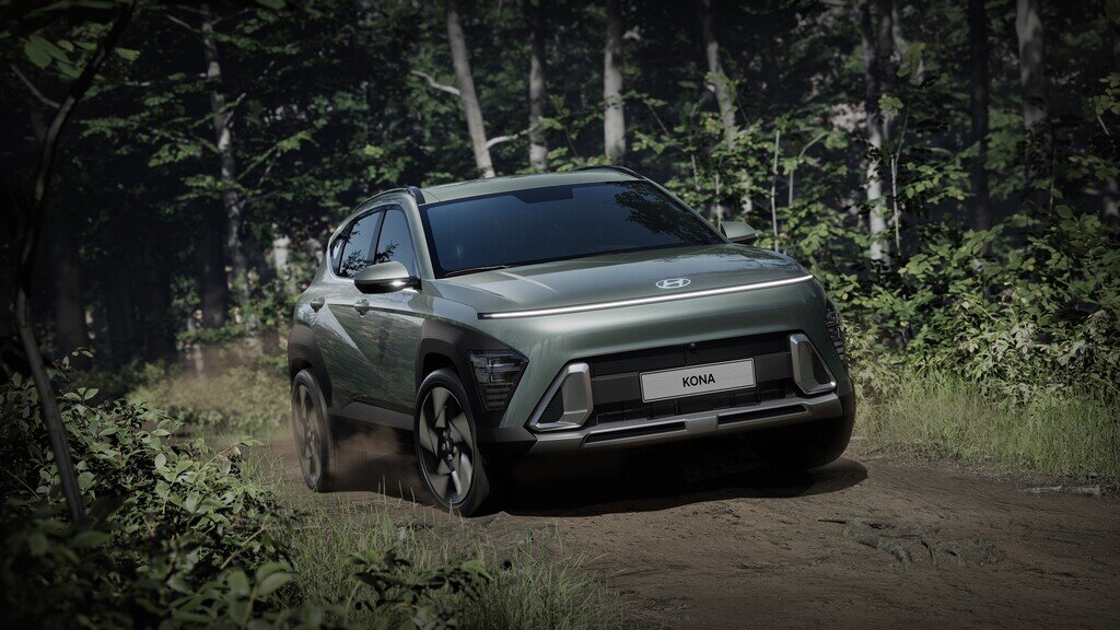 Hyundai Kona с ДВС. Гибрид выглядит так же