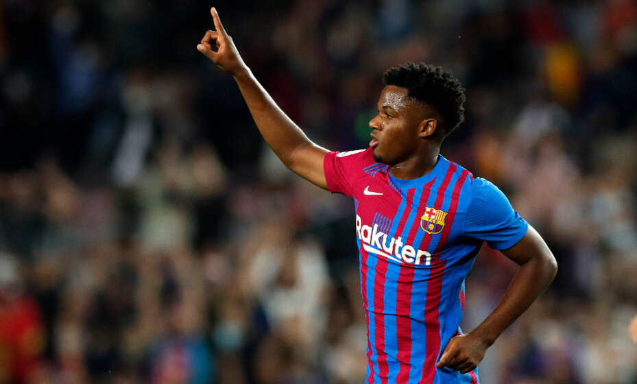    «Барселона» заявила о подписании нового контракта с Ансу Фати. Фото: Reuters