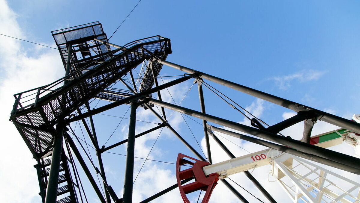     В Ростовской области назвали предварительную причину пожара на нефтезаводе «Ресурс», сведения предоставила пресс-служба донского ГУ МЧС.
