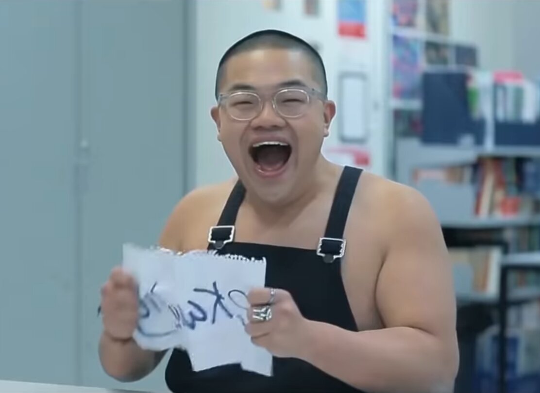 Кадр из короткометражки "Современное образование"