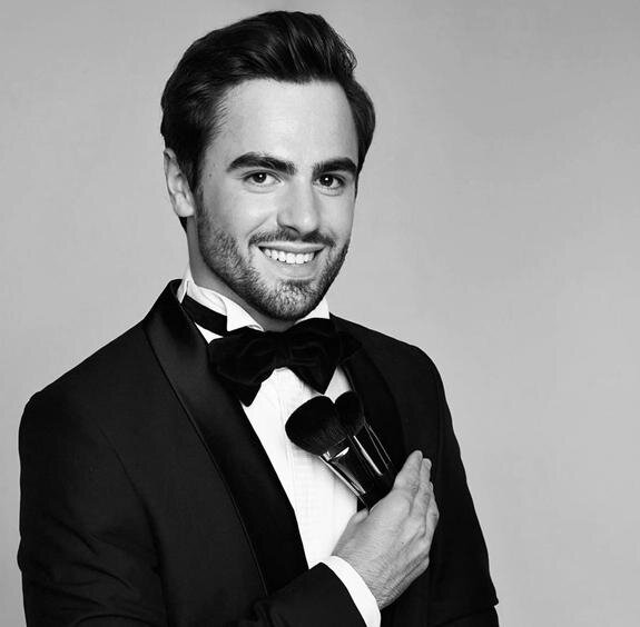    Фото: визажист Захар Гринов