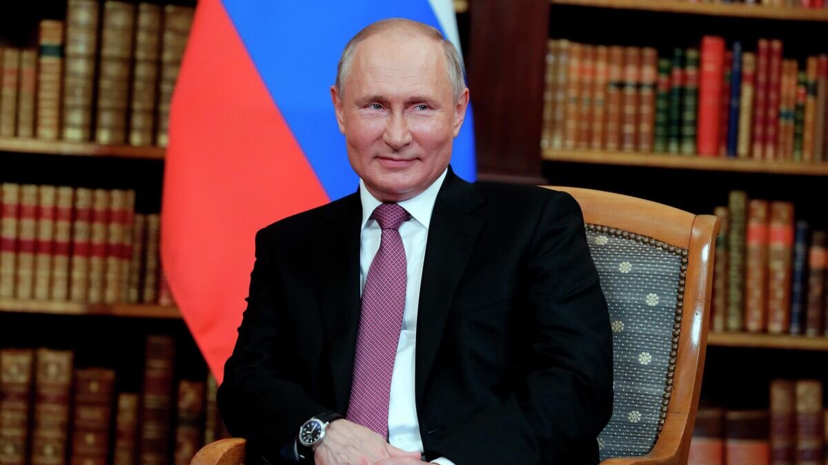    Президент РФ Владимир Путин во время встречи с президентом США Джо Байденом в Женеве на вилле Ла Гранж© РИА Новости / POOL