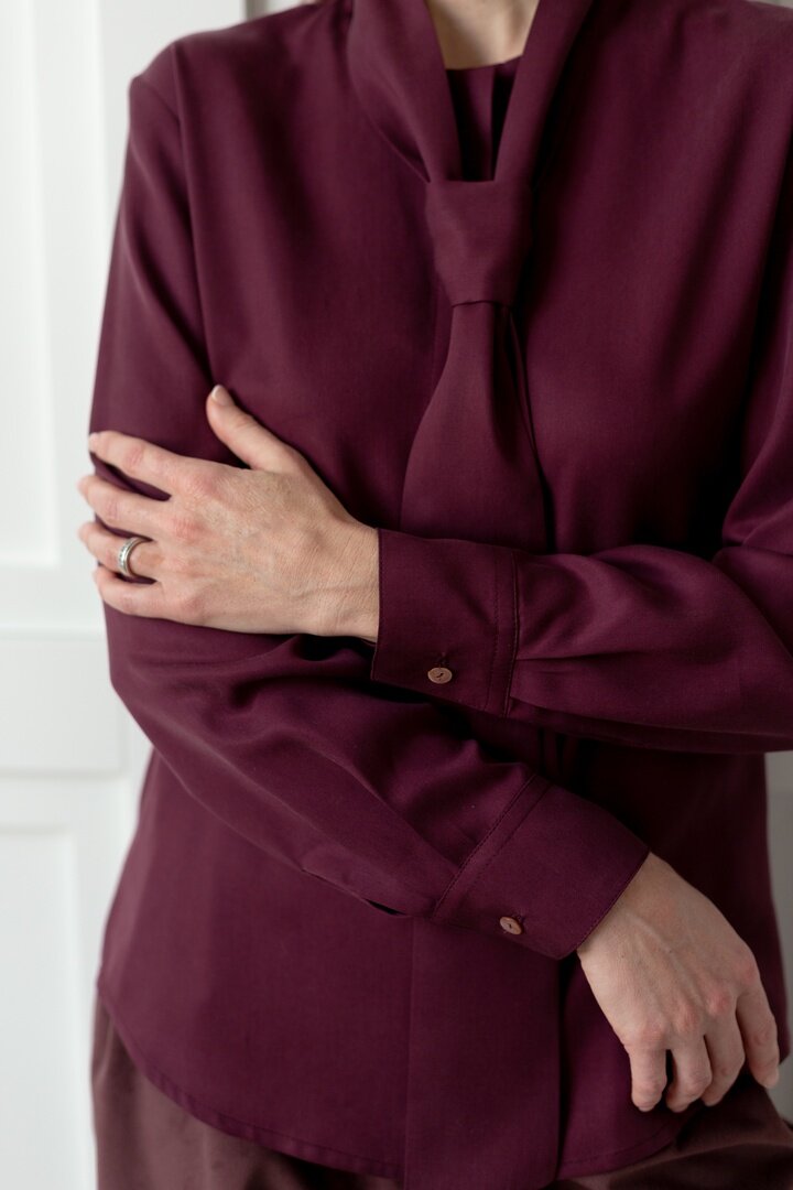 Цена: 5200 рублей. 