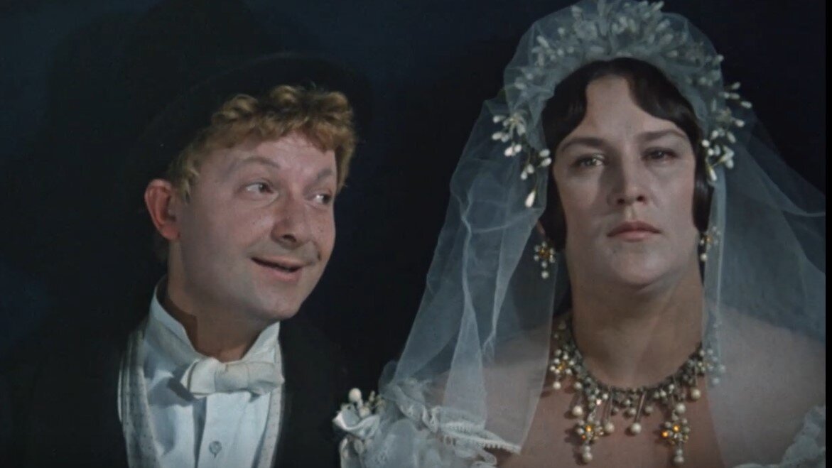 Кадр из фильма "Женитьба Бальзаминова" (1964)