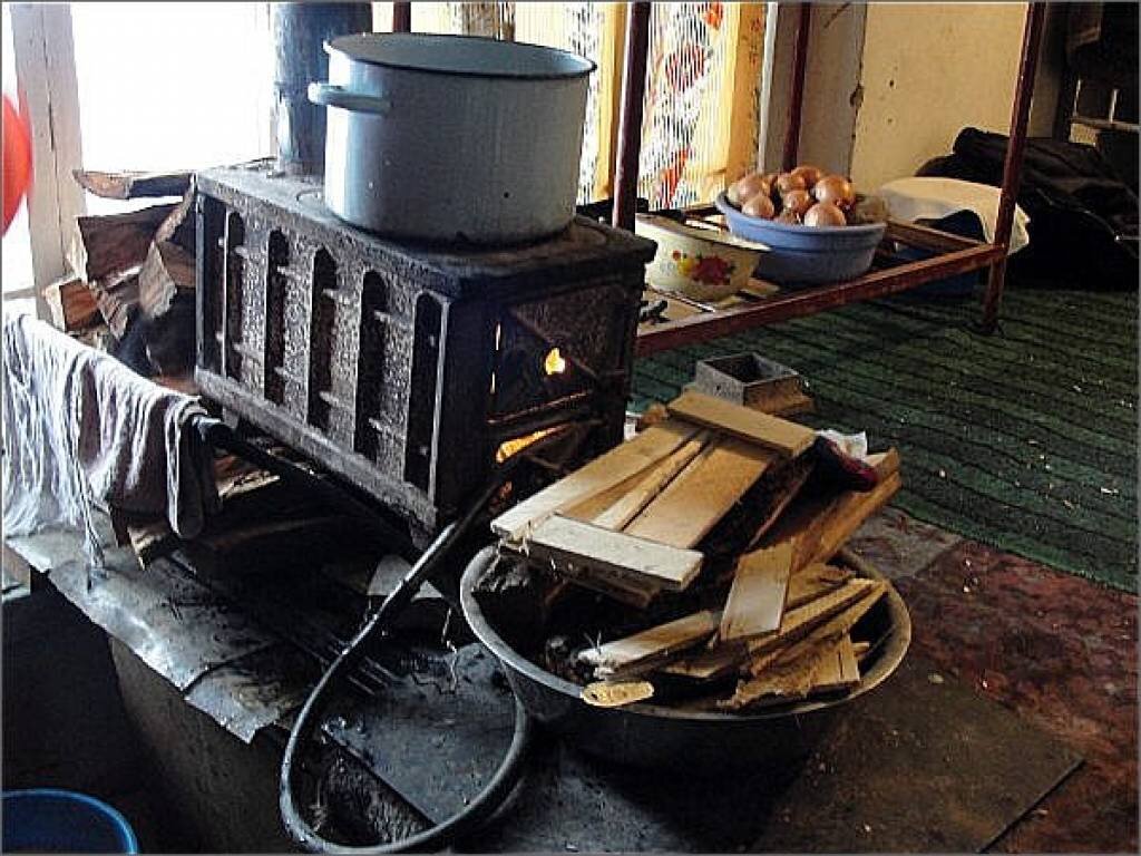  У кого своя печь  -тому повезло.  фото: картинки  яндекса.