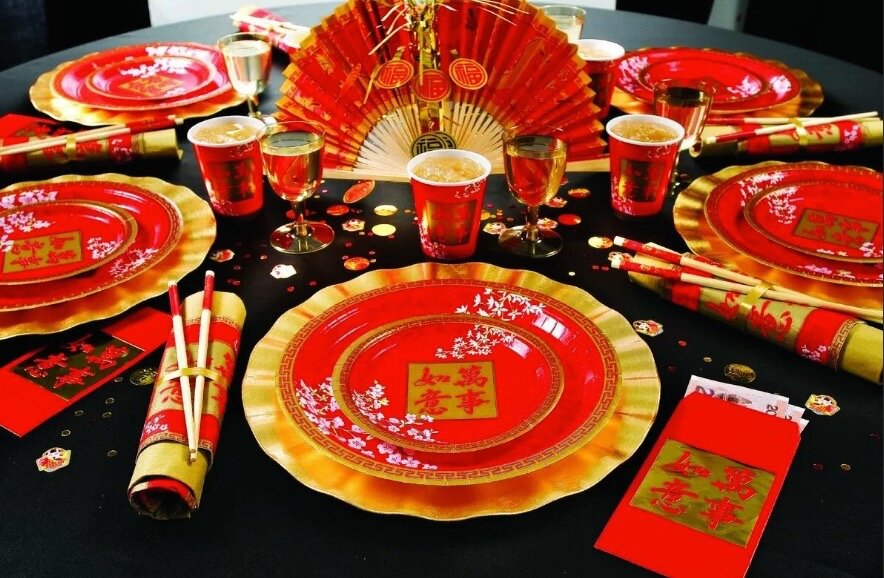 Праздничная сервировка на китайский Новый год.