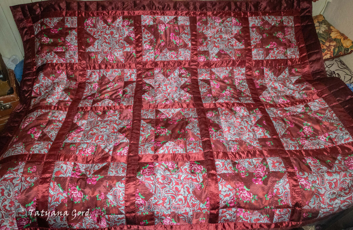 Размер 180/220 Атлас, флизелин, синтепон 100-ка, бязь усиленная.