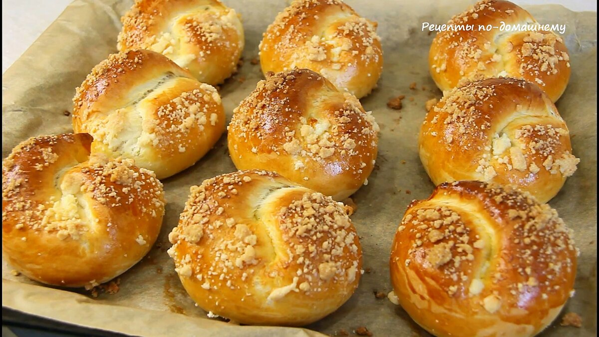 Булочки с яблоками и штрейзелем Порадуйте своих близких вкусной домашней  выпечкой! | Рецепты по-домашнему | Дзен