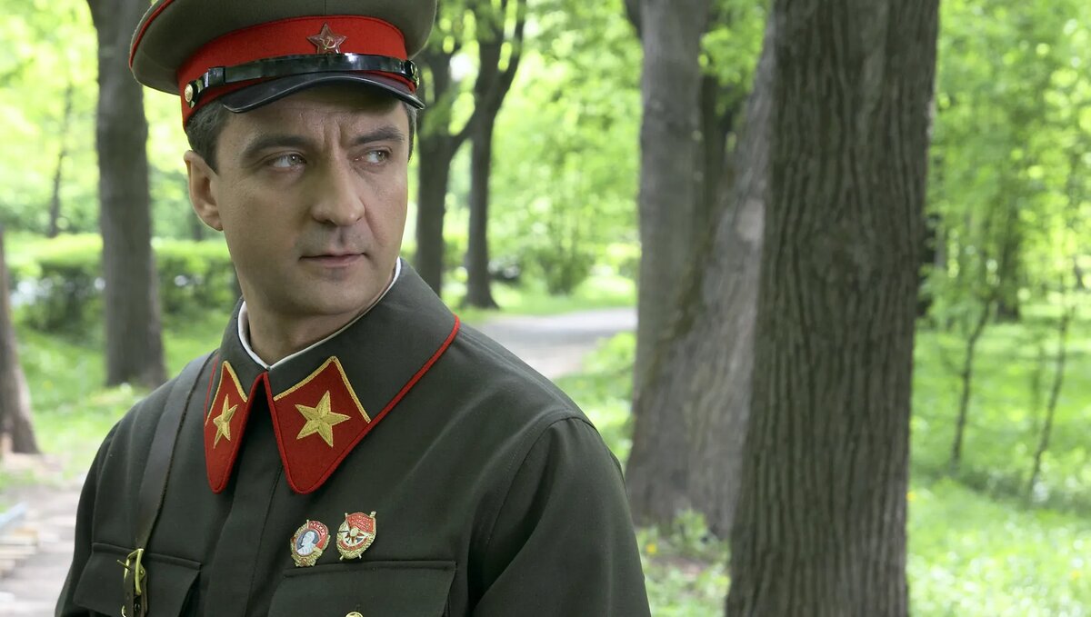 А. Чубаченко в роли маршала Тухачевского