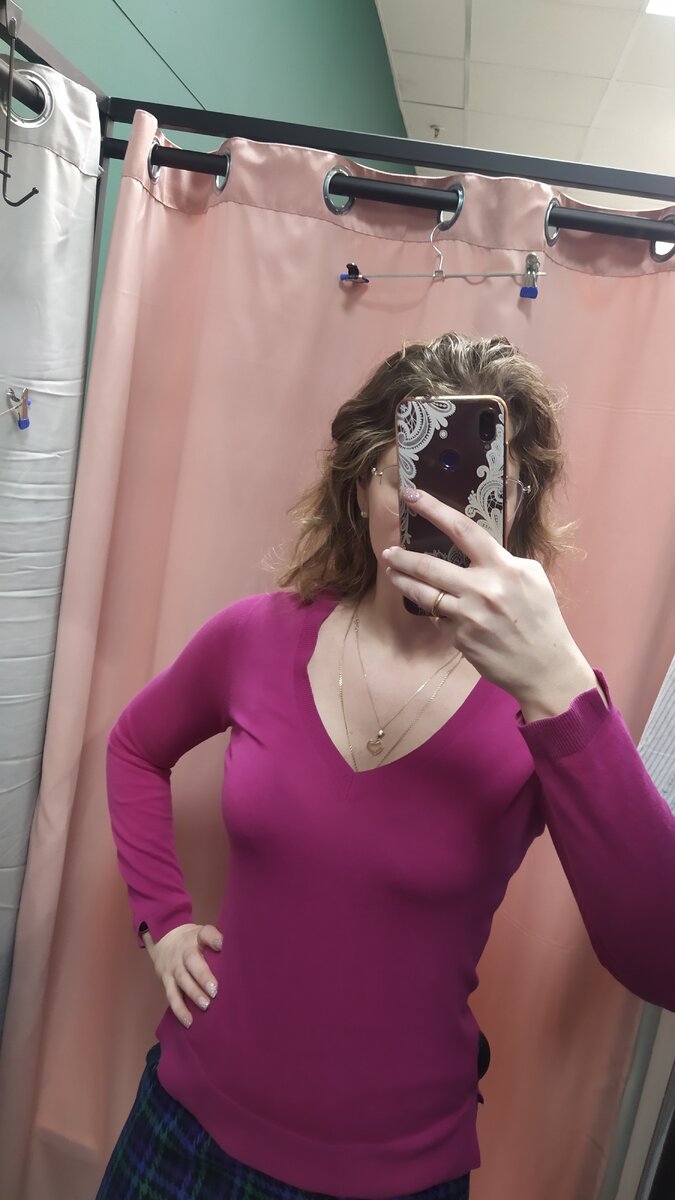 Пуловер Massimo Dutti.