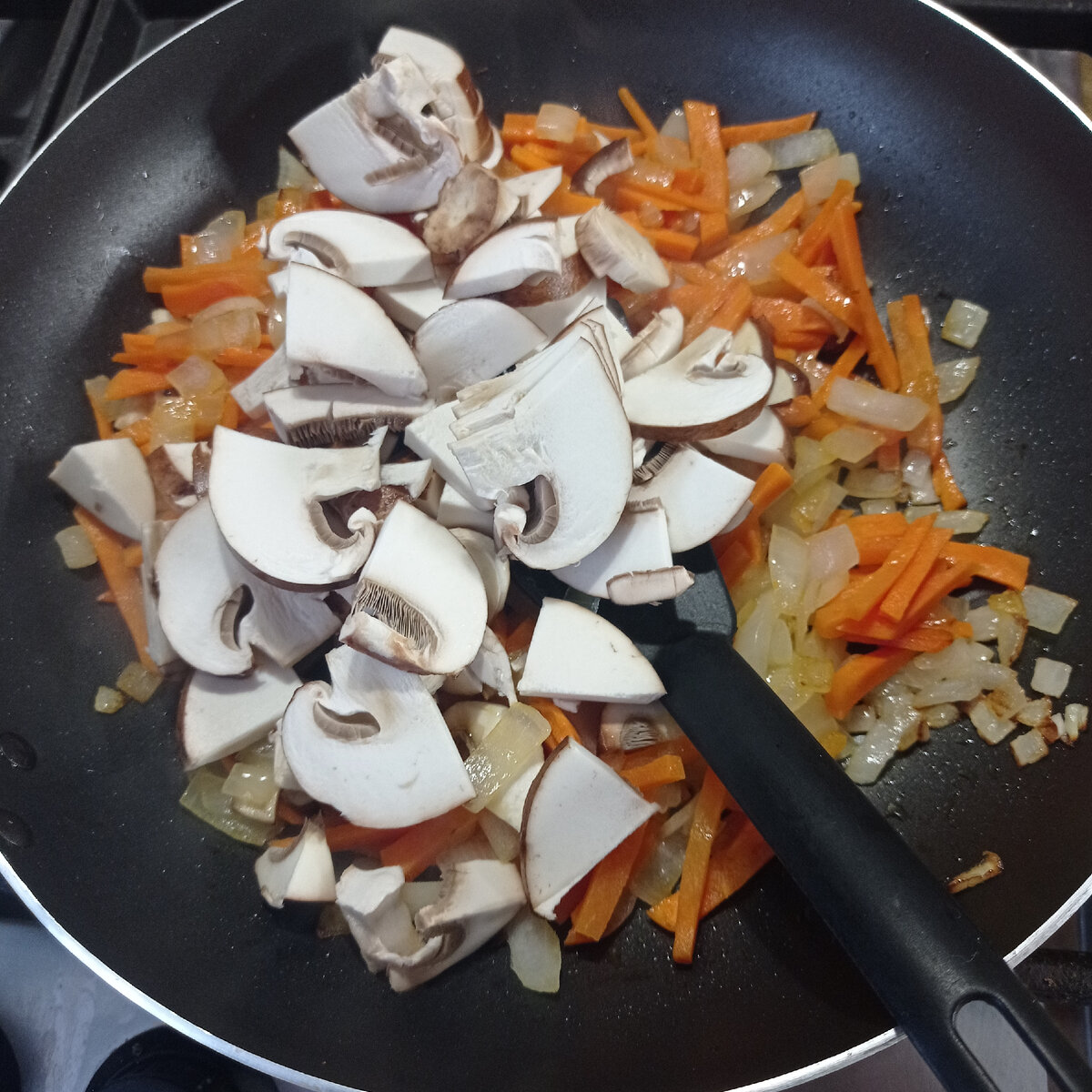 Пахнет уже вкусно