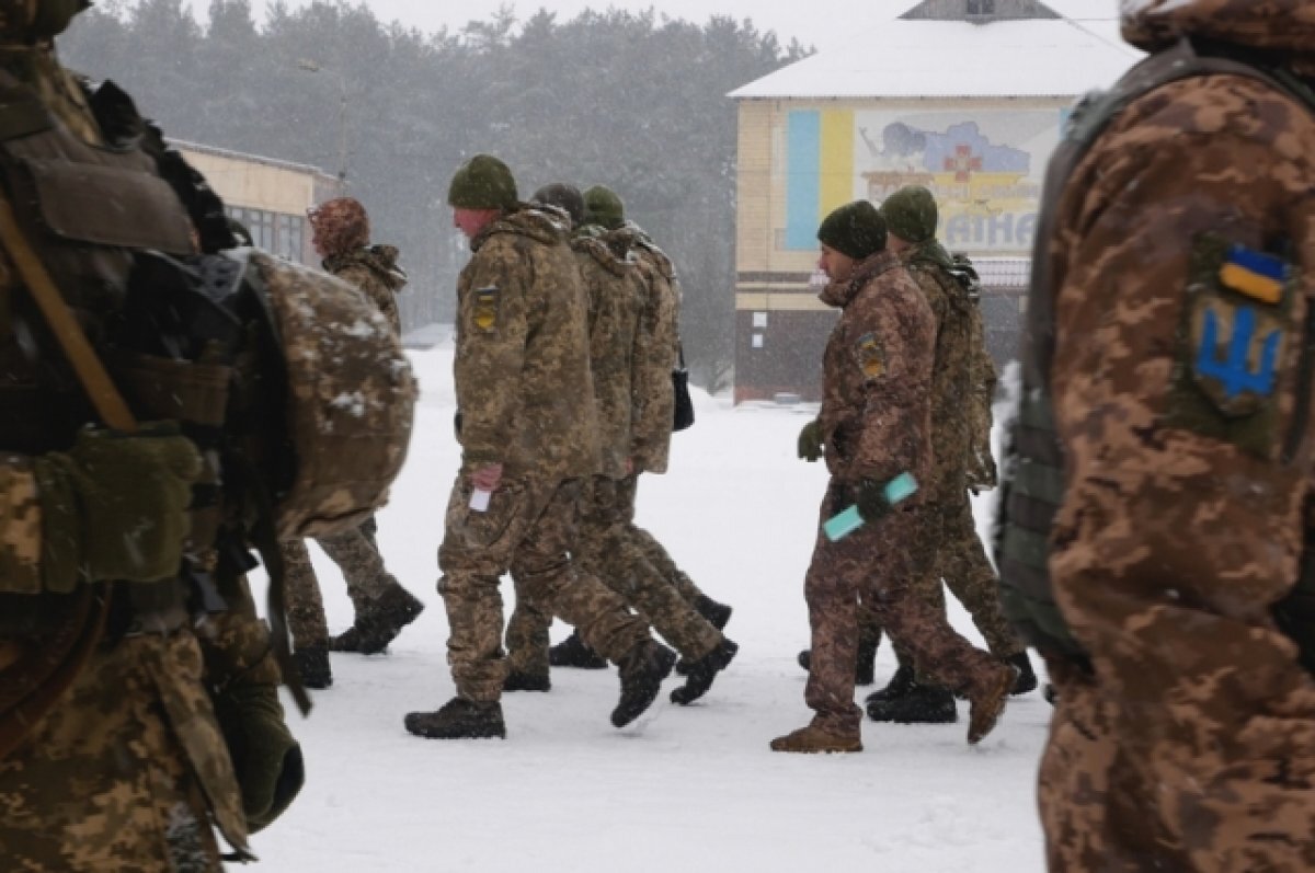    На Украине сотрудников военкоматов отправят в зону СВО