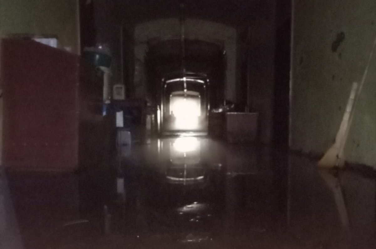    Один из домов Морозовских казарм в Твери затопило кипятком