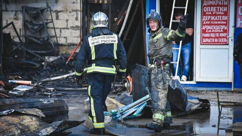     Спасателям удалось пожар в Доходном доме Парамонова на Социалистической в Ростове, сообщили в МЧС России по региону.