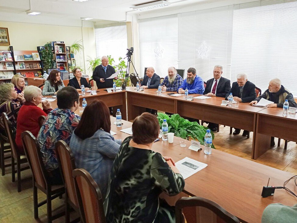 Участники первой очно-заочной научно-практической конференции «Сбережение народа России и развитие человеческого потенциала» в филиале ФГБОУ ВО Университет Дубна, ЛПГК.