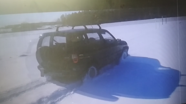 Глубина снега около 20см