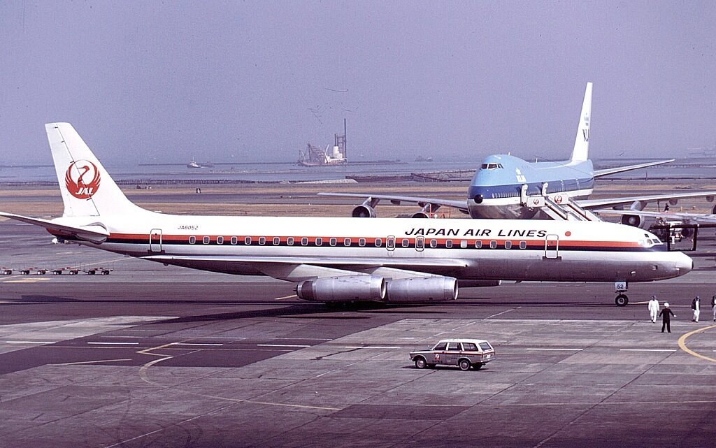 Douglas DC-8 JAL Cargo.