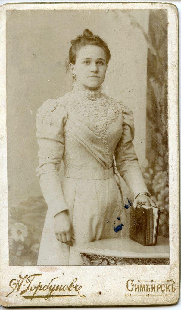 Мать, Рахиль Павловна