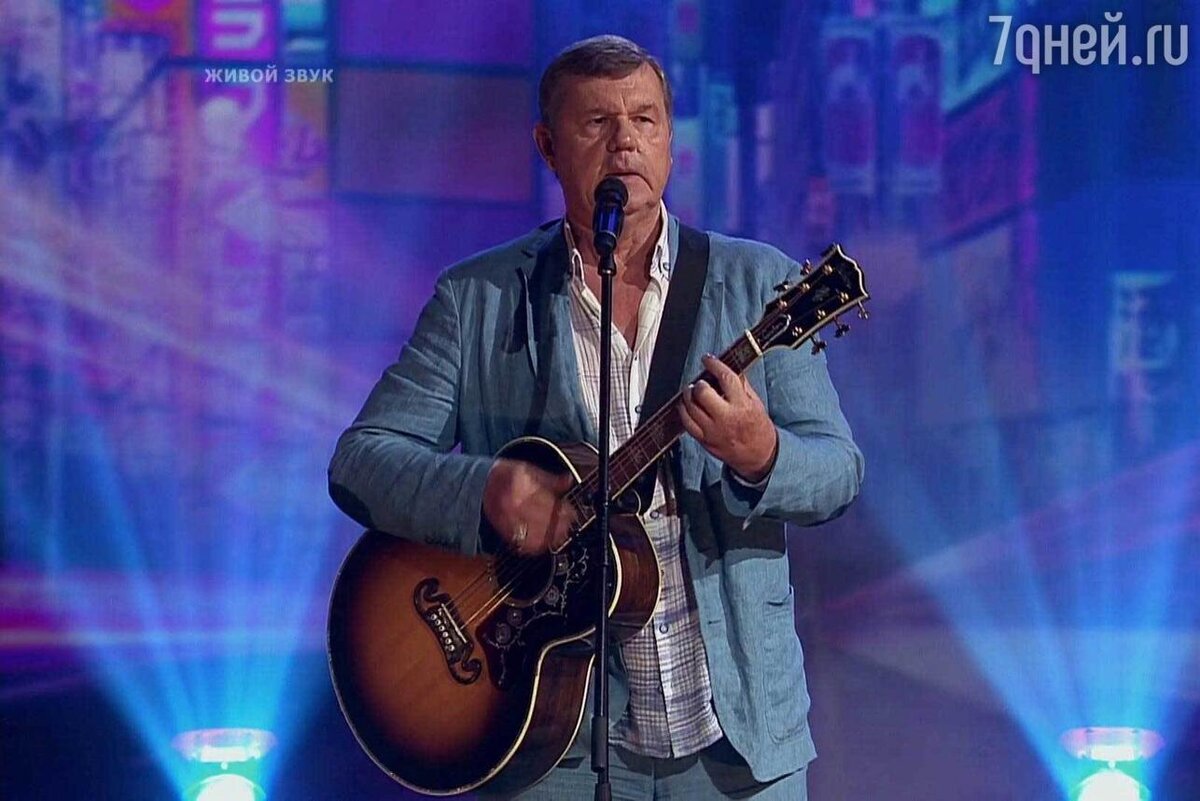    Александр Новиков кадр "Три аккорда"
