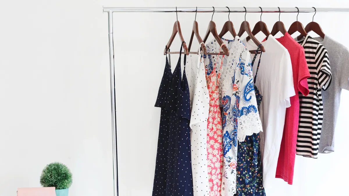 Одежда знаменитых брендов будет называться иначе. Фото: www.piqsels.com