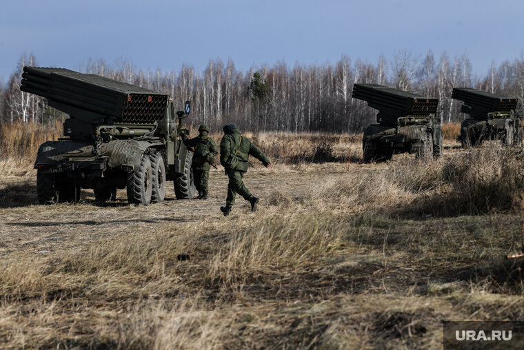    Добровольцам из тюменского спецотряда «Тобол» вручили государственные награды
