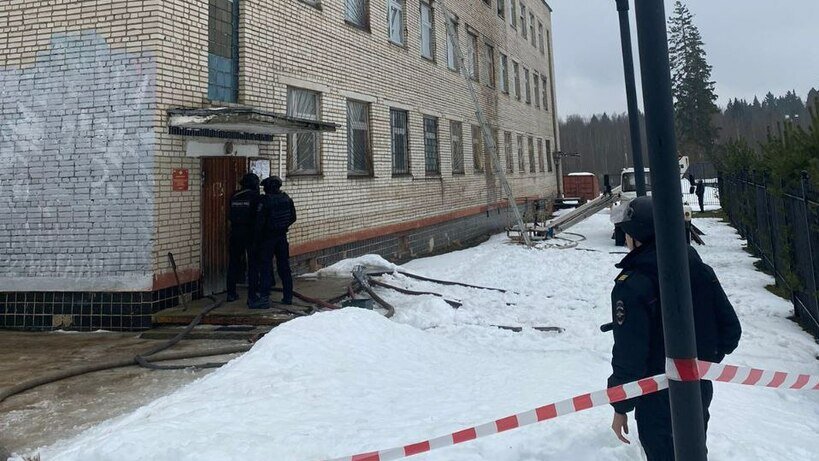    рокуратура контролирует установление всех обстоятельств поджога в помещении офиса управляющей организации в Дмитровском городском округе © Telegram-канал Прокуратуры Московской области