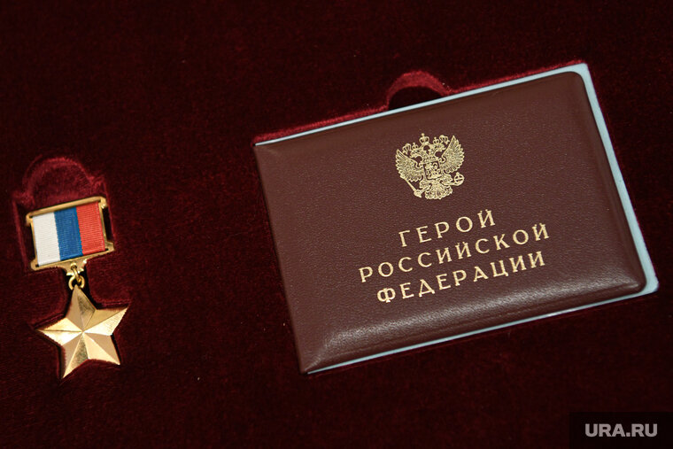    Звание Героя России Рустам Сайфуллин получил в июне 2022 года