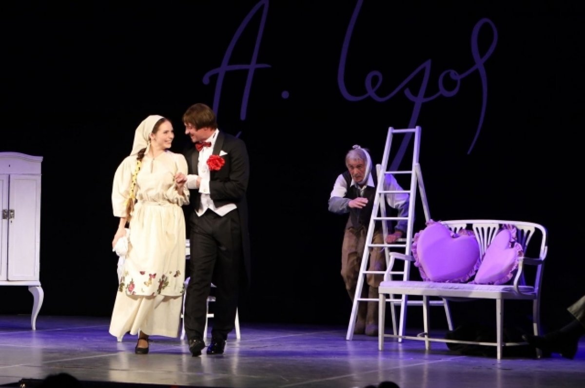    Мариупольский драмтеатр приехал в Тулу с гастролями