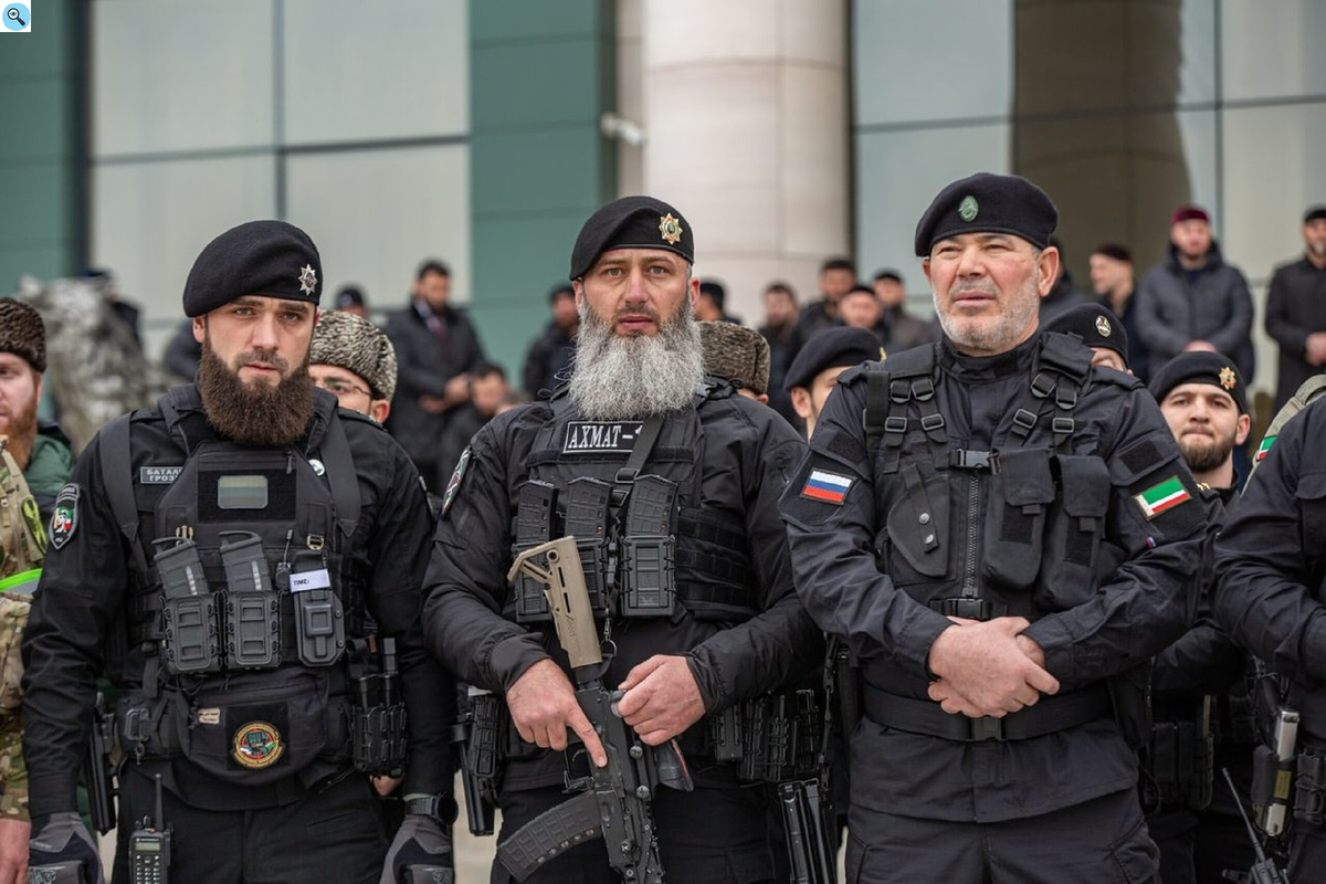 Фото бойцов спецподразделения из Чечни 