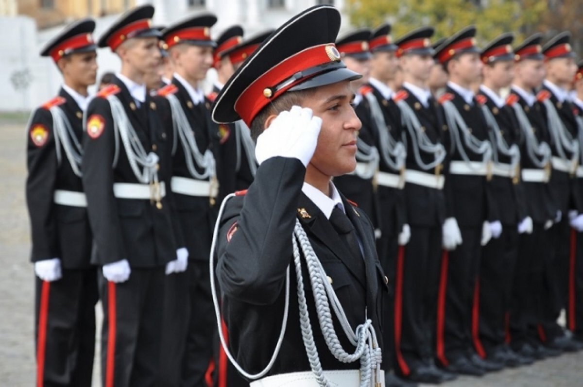    В Минобороны рассказали о старте приема в Иркутское суворовское училище