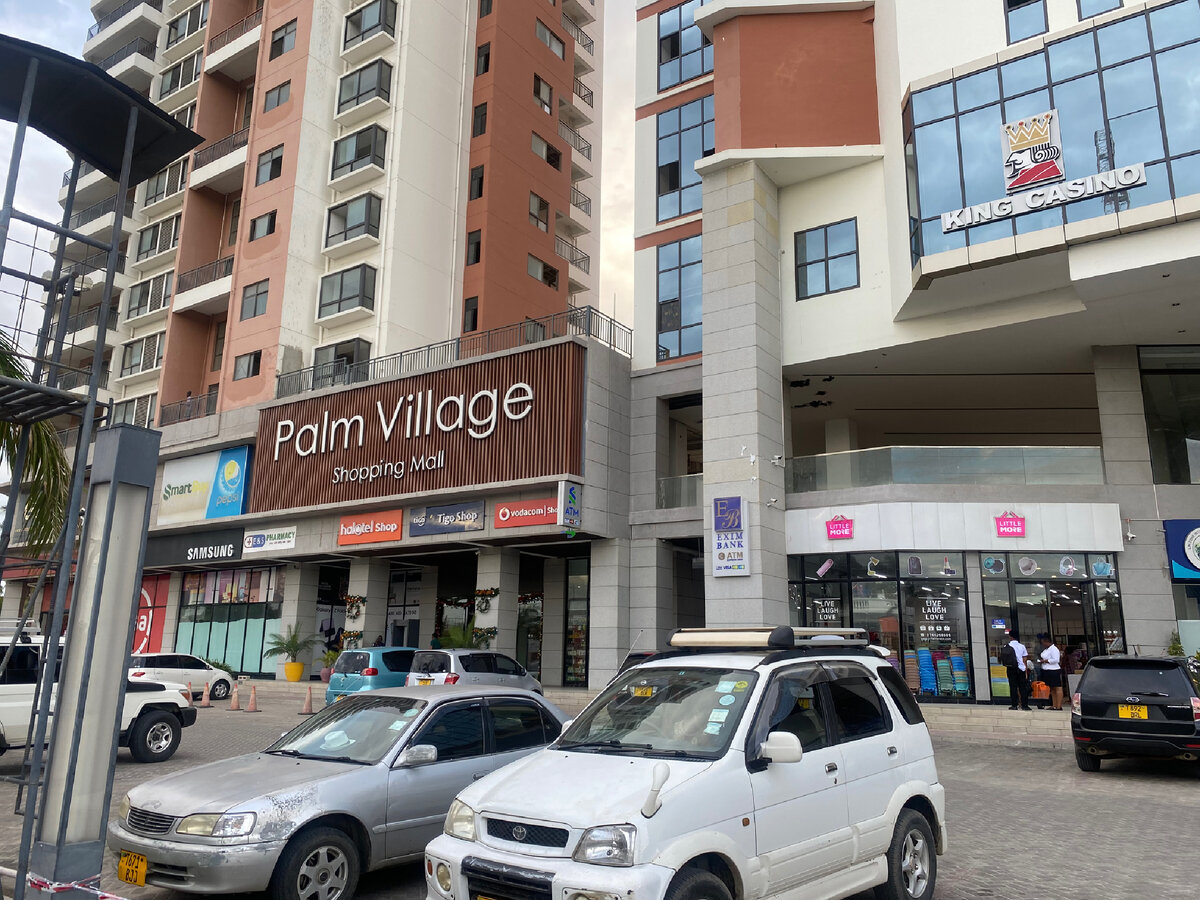 Торговый центр в китайском кондоминиуме