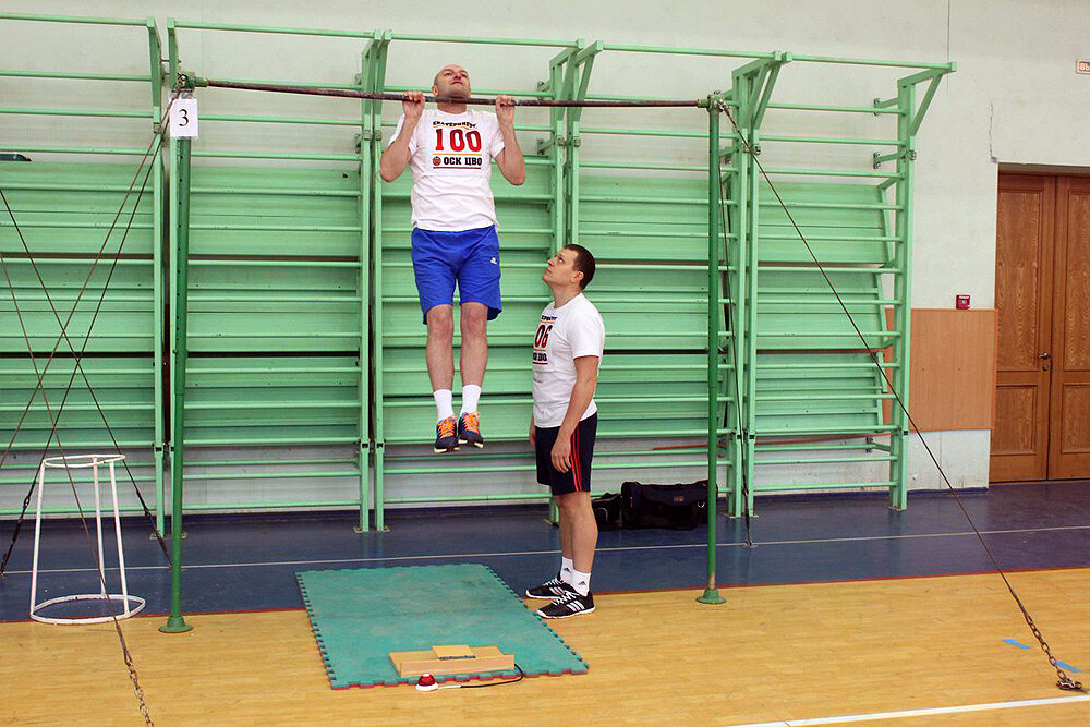    Чтобы попасть в отряд космонавтов, кандидат должен подтянуться 12 разspacetour-agency.com. CC0