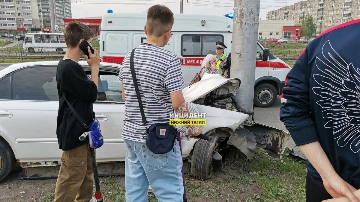 Иномарка влетела в электроопору на ГГМ в Нижнем Тагиле | Новости Тагила  TagilCity.ru | Дзен