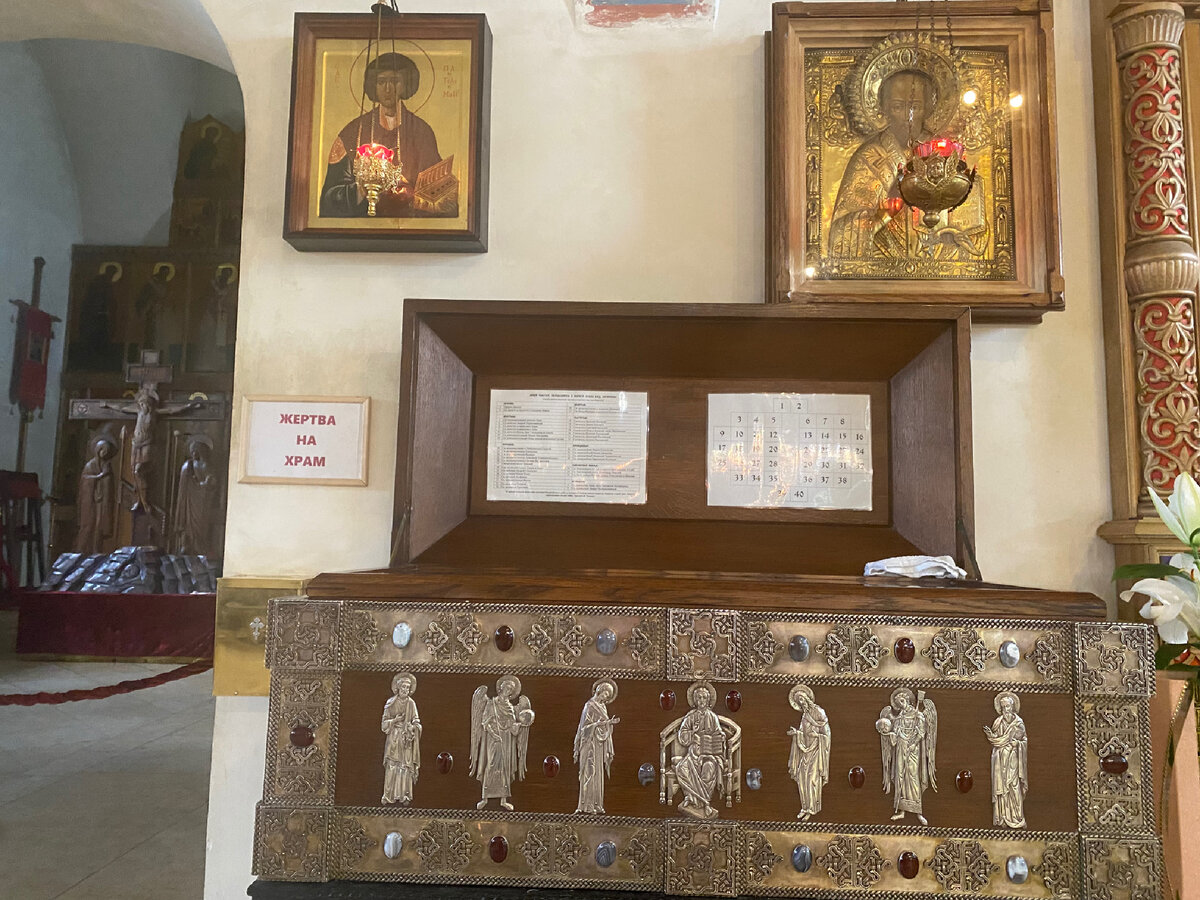 Фото автора: Россия, Московская область, город Сергиев Посад, часть Мамриского дуба.