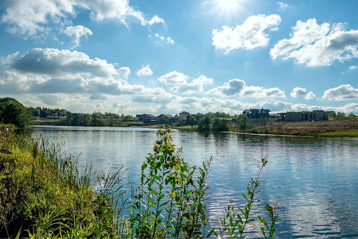 На берегу реки Здеришка можно отдохнуть и полюбоваться красивыми видами