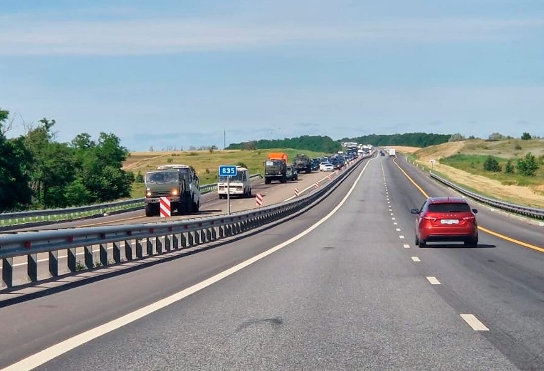 Водители провели выходные в перекрытиях. Что изменилось на дорогах | РБК  Autonews | Дзен