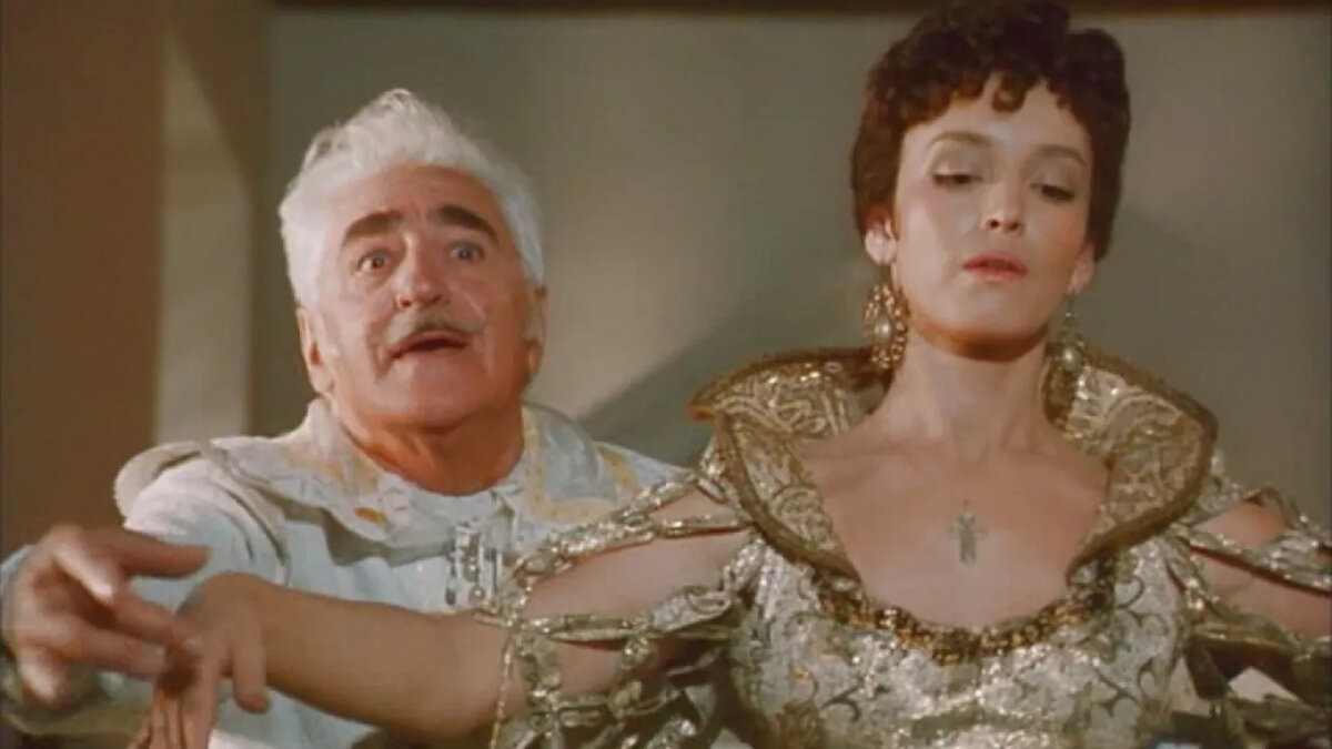 4 июля 1989 года на экраны вышла картина «Дон Сезар де Базан». Это была предпоследняя лента мастера музыкальной комедии Яна Фрида.-7