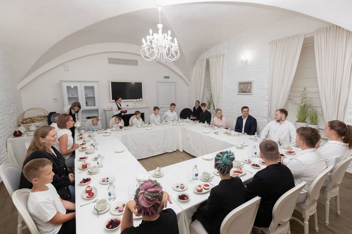    В Псковской области идет прием заявок на конкурс «Многодетная семья года»