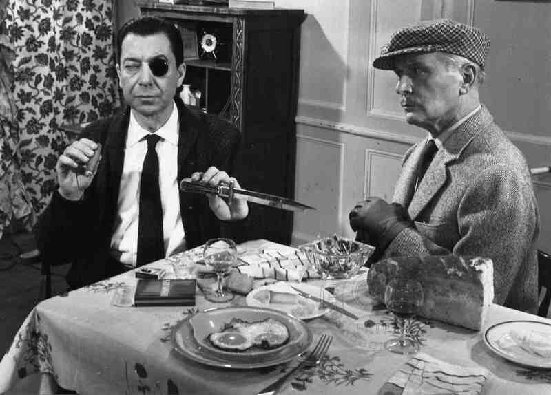 Эта особенность придавала агенту узнаваемость, а в сюжетах позволяла внедряться в ряды ничего не подозревающих негодяев и выведывать их тайны