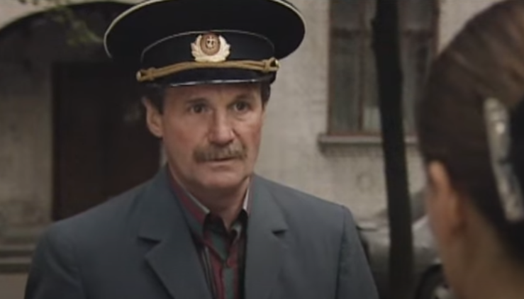 Александр Лесков в кино. Кадр из сериала "Улицы разбитых фонарей"