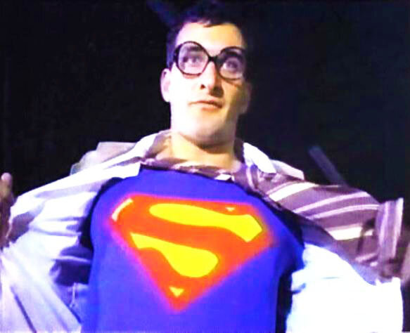 Кадр из фильма "Супермен по-турецки". Режиссёр – Кунт Тулгар