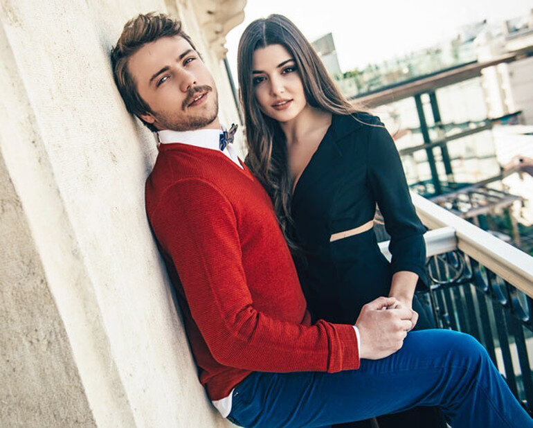 Ханде Эрчел и Толга Сарыташ