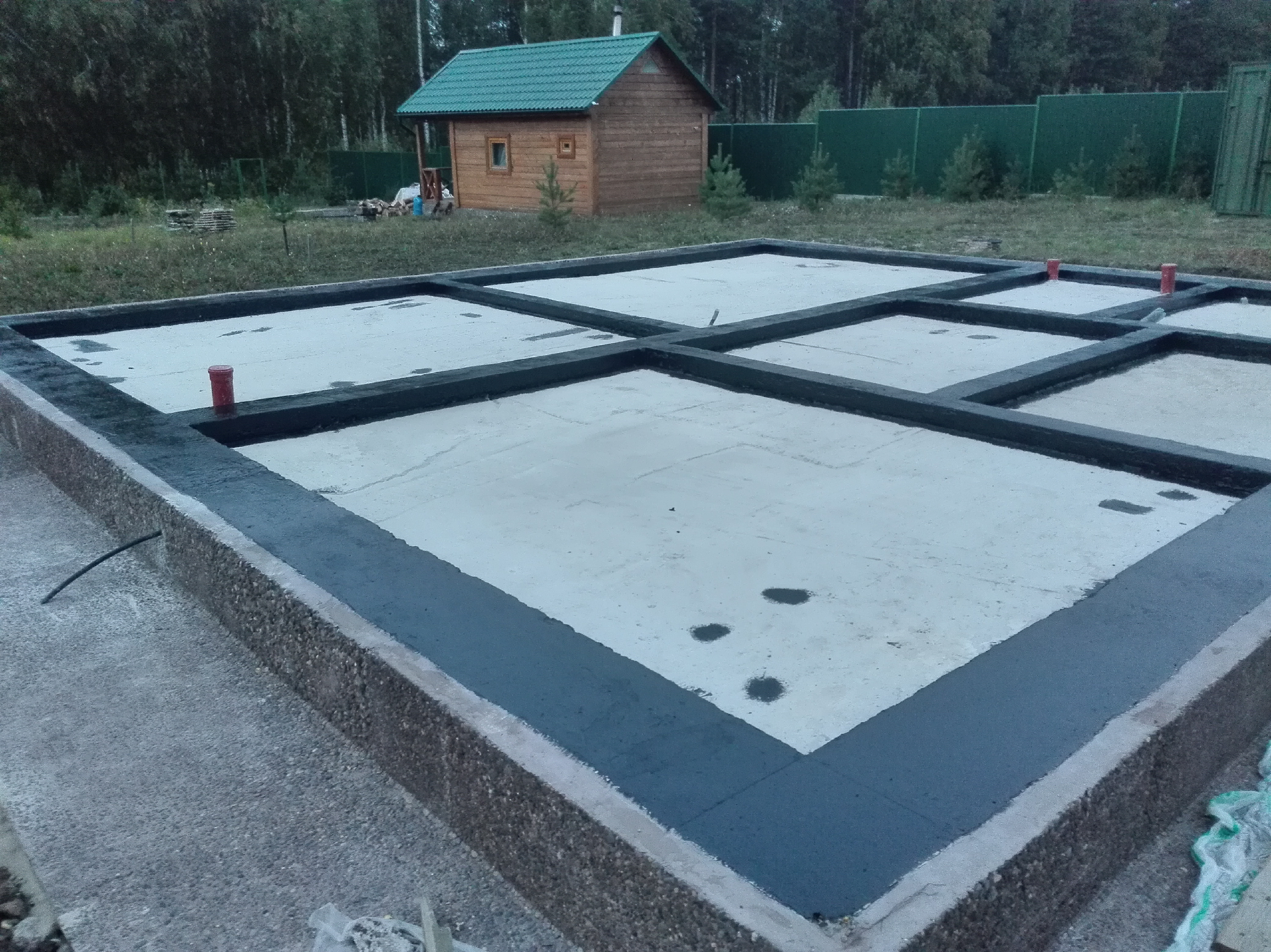 За время строительства залил 20 м3 самомесного бетона. Несколько советов для получения наилучшего качества4