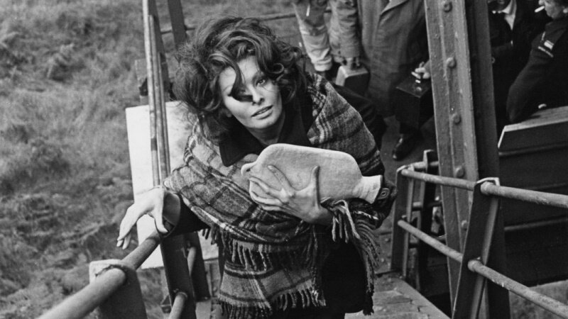 Getty Images. Софи Лорен на съемках в Уэльсе, 1965