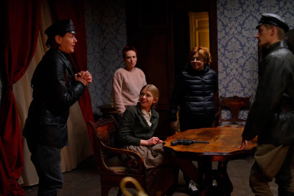 Все фотографии для публикации автору предоставил Первый канал